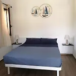 Azzurra Bed & Breakfast 3*