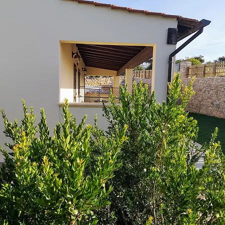 Azzurra Bed & Breakfast 3*